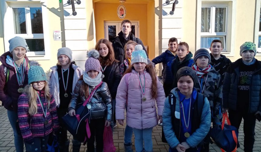 Úszás diákolimpia megyei döntő, Bonyhád, 2022. 01. 19.