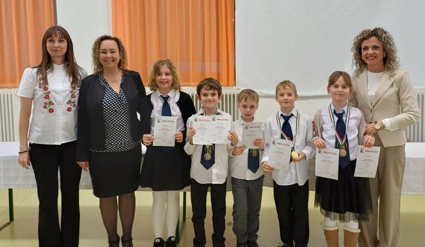 Iskolánk évek óta aktívan közreműködik a Zrínyi Ilona Matematika Verseny körzeti fordulójának megrendezésében. Iskolánk évek óta aktívan közreműködik a Zrínyi Ilona Matematika Verseny körzeti fordulójának megrendezésében.